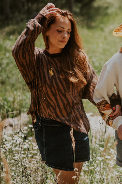 WYLD Zebra Crossover Pullover