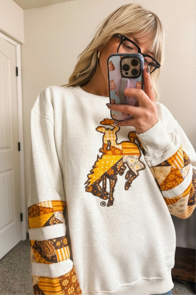 patchwork bucking horse crewneck in heather oatmeal