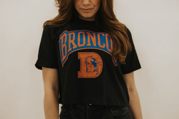 Denver Broncos Blitz Mock Neck Crop Tee