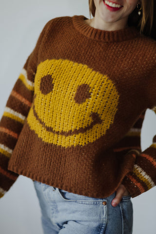 Y’all know I have a thing for smileys, but also how dang fun would this be for a Wyoming football game?! I couldn’t resist. All the best details of course — Cutest statement smiley face design across the front as well as a fun, bold striped design along the sleeves + backs.