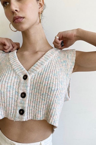 Cropped confetti sweater vest – SO CUTE. Dreamy cotton candy colors. Awesome quality ribbed material. Super soft. V-neck